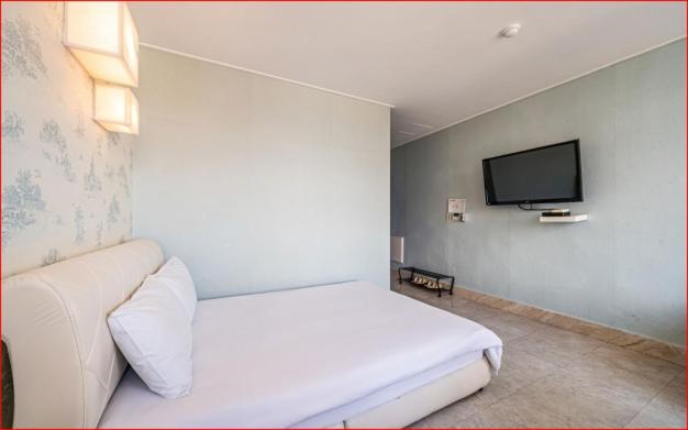 ג'גו Hotel White House מראה חיצוני תמונה
